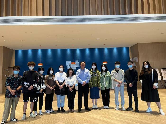 图片9(1).jpg 图片9(1).jpg